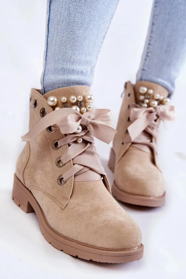 Zamszowe Ocieplane Botki Na Suwak Z Perłami Beżowe Raiso