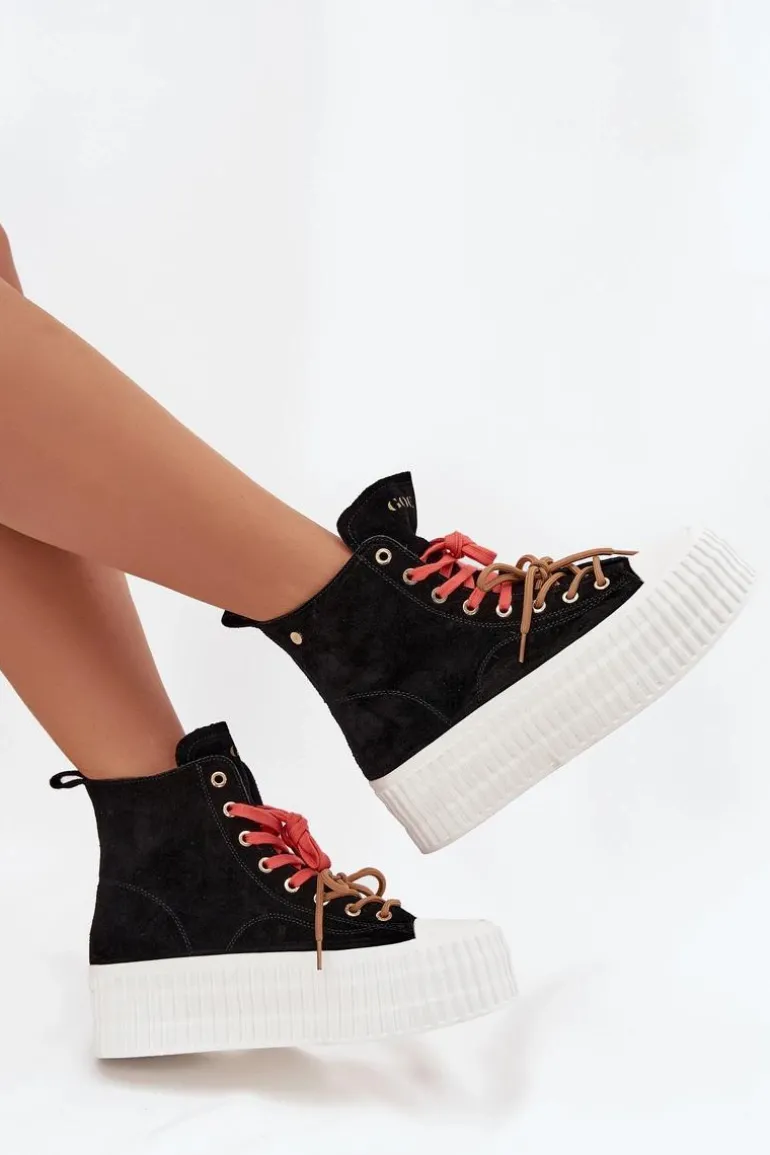 Zamszowe Ocieplane Trampki Damskie Na Masywnej Platformie GOE SS2N4046 Czarne