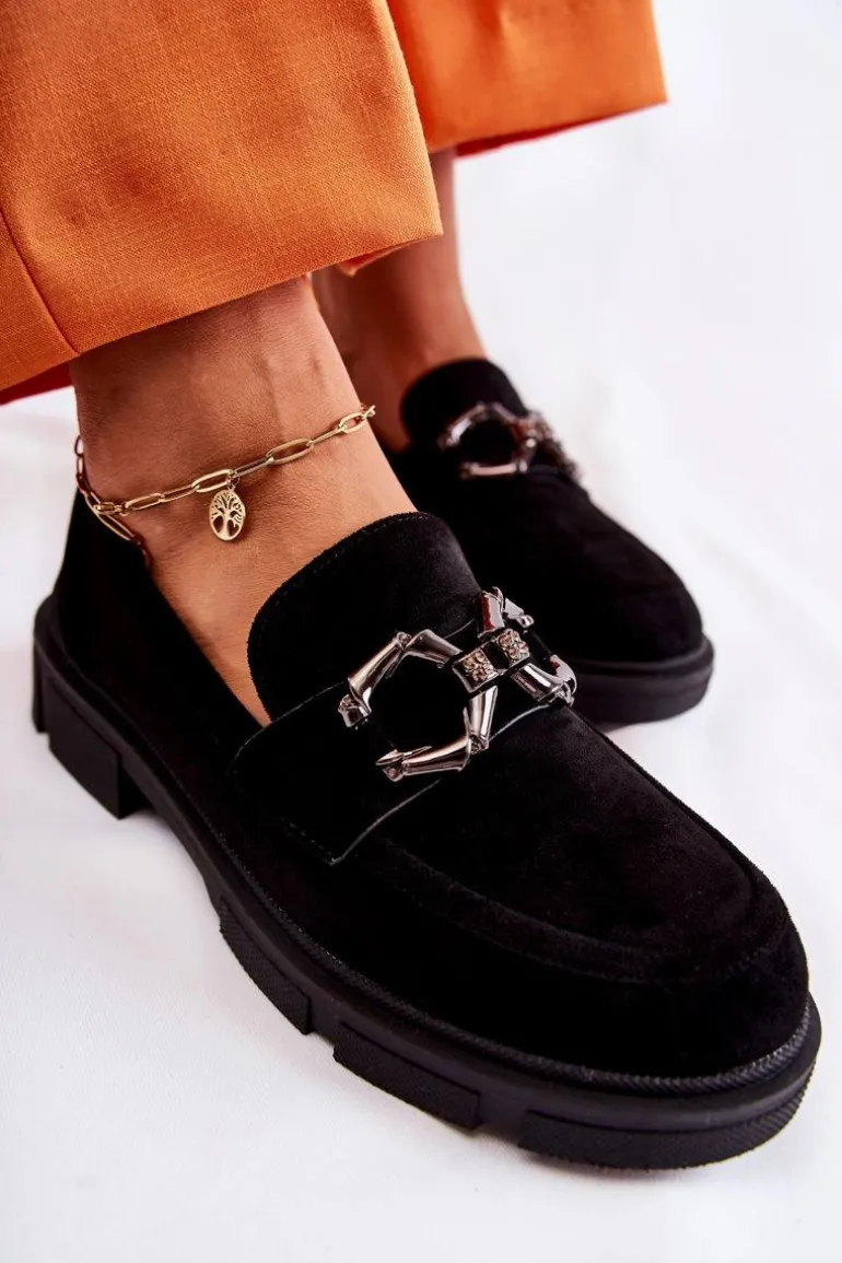 Zamszowe Półbuty Loafery Z Ozdobą Czarne Janissa