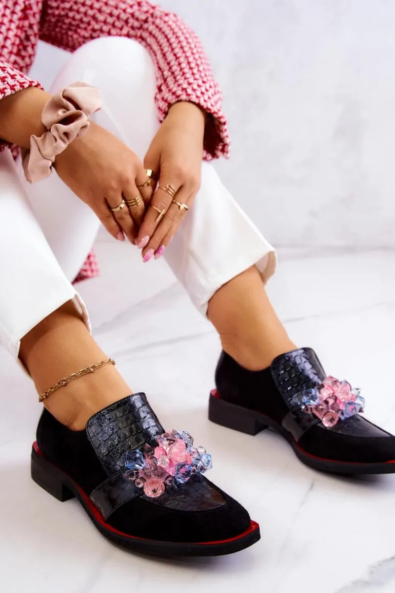 Zamszowe Półbuty Z Ozdobą Czarno-Czerwone Davine