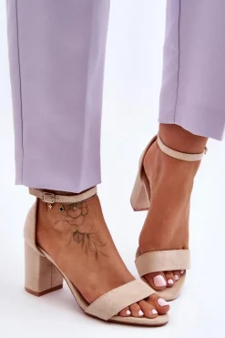 Zamszowe Sandałki Na Obcasie Beżowe Madame