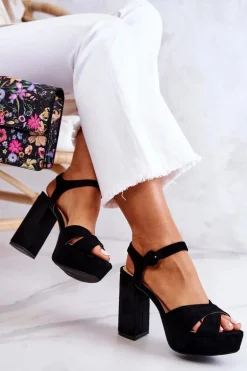 Zamszowe Sandałki Na Obcasie Czarne Semilla