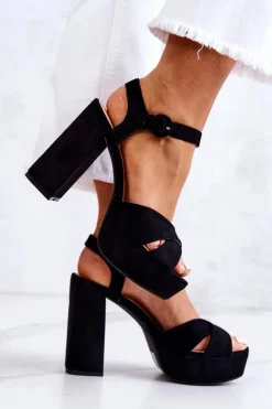 Zamszowe Sandałki Na Obcasie Czarne Semilla