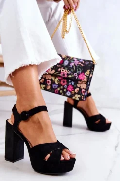 Zamszowe Sandałki Na Obcasie Czarne Semilla