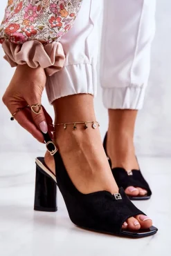 Zamszowe Sandałki Na Słupku Czarne Fiorine