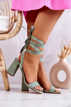 Zamszowe Sandałki Na Słupku Zielone Sharlene