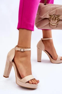 Zamszowe Sandałki Na Słupku Beżowe Spectacular