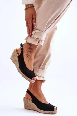 Zamszowe Sandały Na Koturnie Czarne Elsie