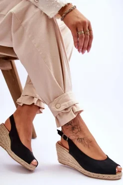 Zamszowe Sandały Na Koturnie Czarne Elsie