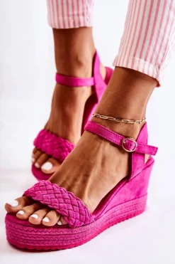 Zamszowe Sandały Na Koturnie Fuksja Gabriela