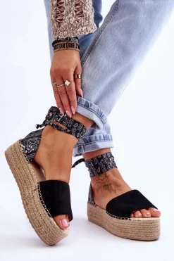 Zamszowe Sandały Na Koturnie Czarne Livia