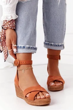 Zamszowe Sandały Na Koturnie Maciejka 04565-29 Rude