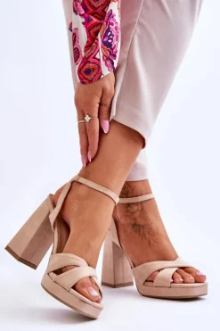Zamszowe Sandały Na Kwadratowym Obcasie Beżowe Powerful