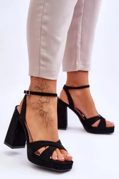 Zamszowe Sandały Na Kwadratowym Obcasie Czarne Powerful