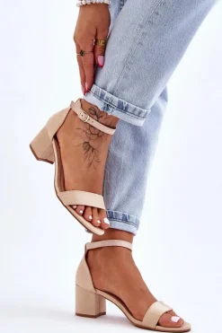 Zamszowe Sandały Na Niskim Obcasie Beżowe Quincy