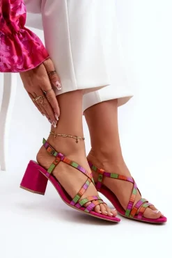 Zamszowe Sandały Na Niskim Słupku Maciejka 06653-15 Fuksja