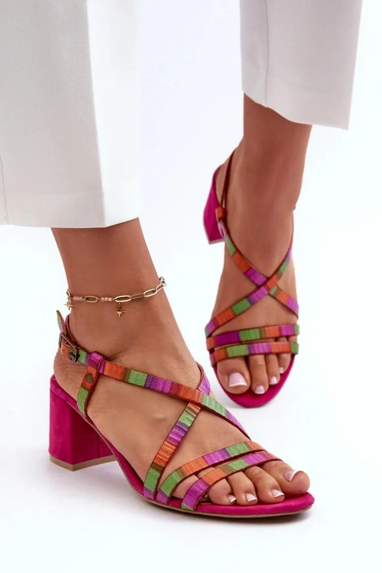 Zamszowe Sandały Na Niskim Słupku Maciejka 06653-15 Fuksja