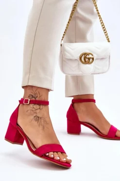 Zamszowe Sandały Na Niskim Obcasie Fuksja Quincy