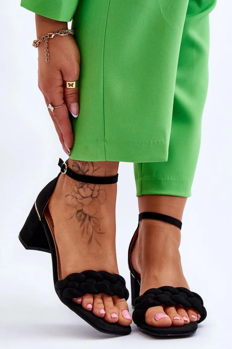 Zamszowe Sandały Na Obcasie Z Ozdobnym Warkocze Czarne Azela