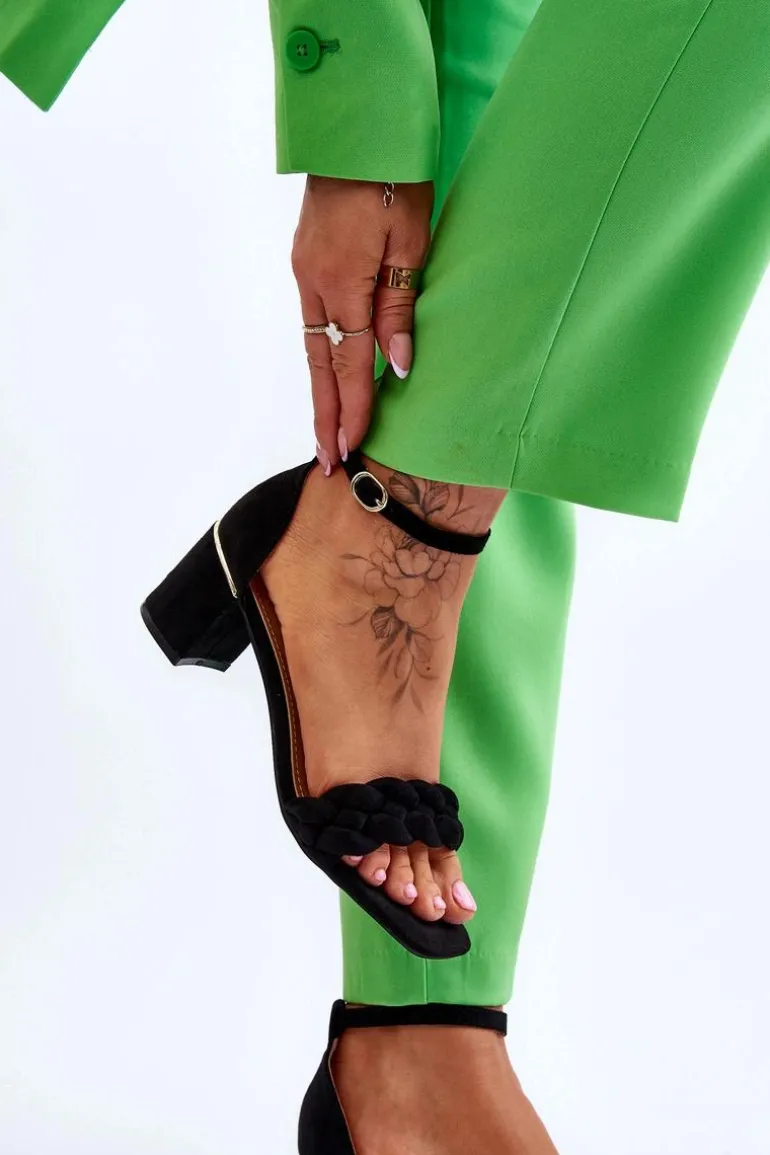 Zamszowe Sandały Na Obcasie Z Ozdobnym Warkocze Czarne Azela