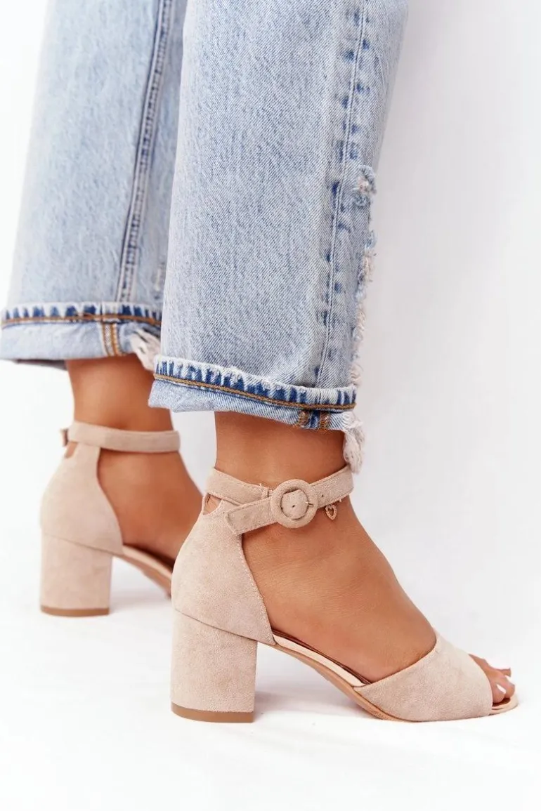 Zamszowe Sandały Na Obcasie Vinceza 23-20100 Beżowe