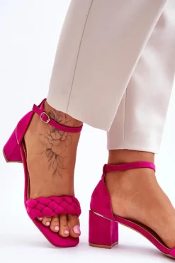 Zamszowe Sandały Na Obcasie Z Ozdobnym Warkocze Fuksja Azela