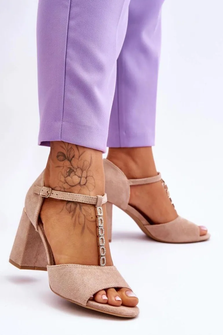 Zamszowe Sandały Na Obcasie Z Cyrkoniami Beżowe Aniya