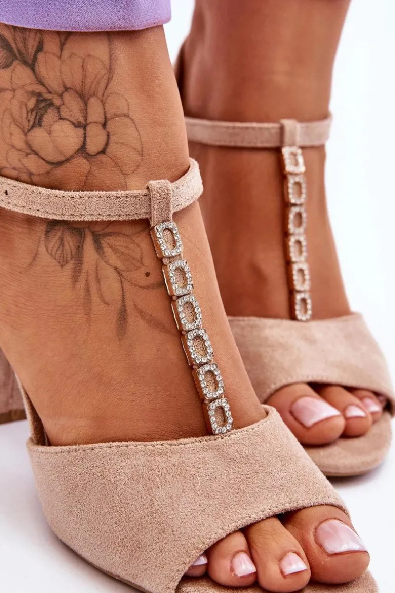 Zamszowe Sandały Na Obcasie Z Cyrkoniami Beżowe Aniya