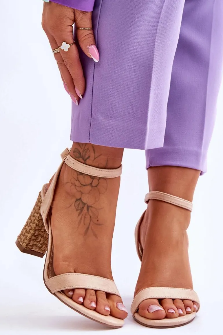 Zamszowe Sandały Na Plecionym Słupku Beżowe Selila