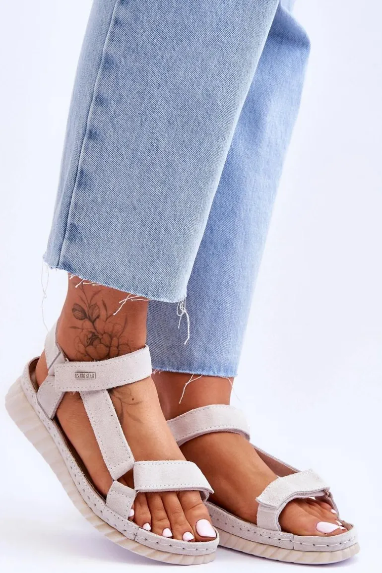 Zamszowe Sandały Na Rzep Big Star LL276014 Białe