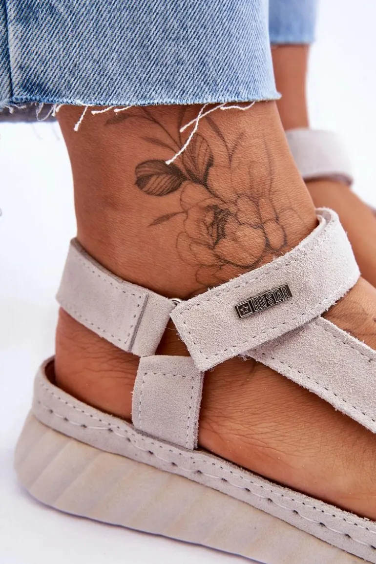 Zamszowe Sandały Na Rzep Big Star LL276014 Białe