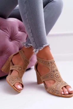 Zamszowe Sandały Na Słupku Lu Boo Beżowe