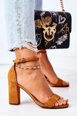 Zamszowe Sandały Na Słupku Camel Florence