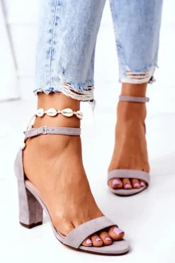 Zamszowe Sandały Na Słupku Szare Florence