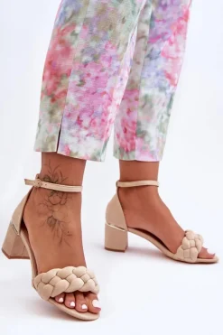 Zamszowe Sandały Z Warkoczem Beżowe Essenza