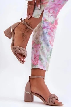 Zamszowe Sandały Z Warkoczem Ciemnobeżowe Essenza