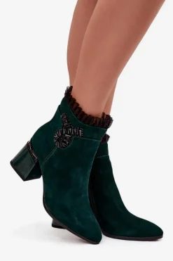 Zamszowe Skórzane Botki Damskie Na Słupku Z Ozdobą Ocieplane D&A MR52-127 Butelkowa Zieleń