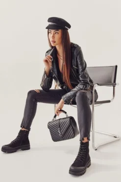 Zamszowe Trapery Na Platformie Czarne Here I Am