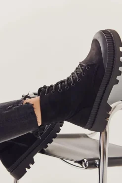 Zamszowe Trapery Na Platformie Czarne Here I Am