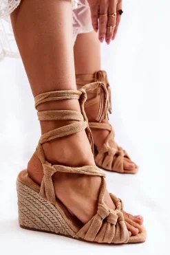Zamszowe Wiązane Sandały Na Koturnie Beżowe Flavia