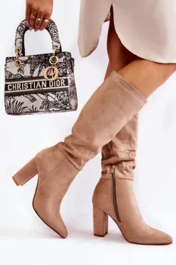 Zamszowe Wsuwane Kozaki Na Obcasie Beżowe Miriam