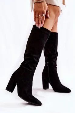 Zamszowe Wsuwane Kozaki Na Obcasie Czarne Miriam