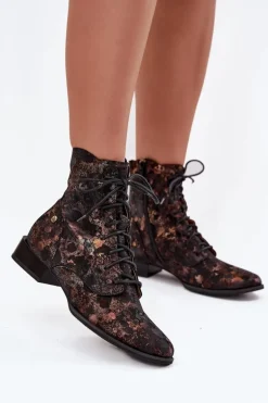 Zamszowe Wzorzyste Botki Na Płaskim Obcasie Maciejka 06391-02 Czarno-Złote