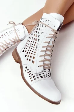 Zazoo 2627 Ażurowe Skórzane Botki Białe