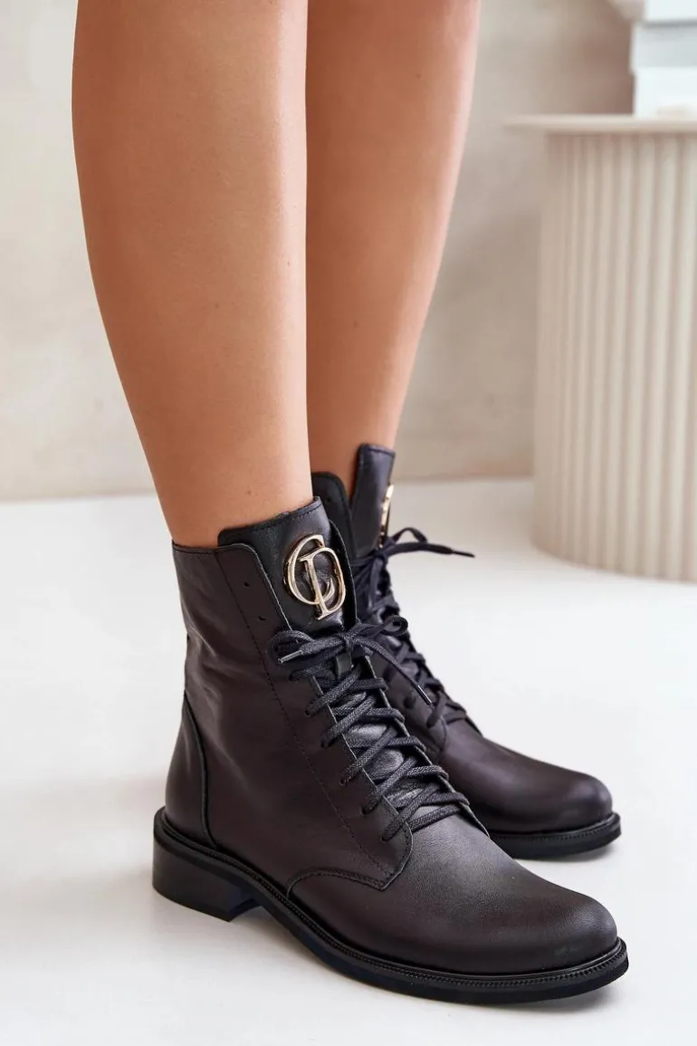 Zazoo 2955 Skórzane Botki Workery Ze Złotym Detalem Na Języku Czarne