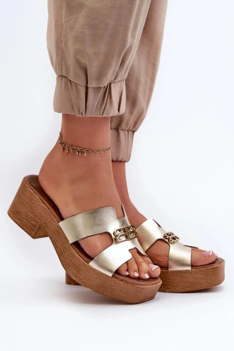 Zazoo 40412 Skórzane Eleganckie Klapki Damskie Z Ozdobą Złote