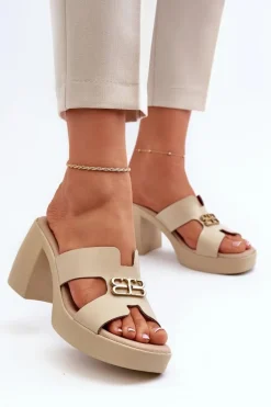 Zazoo 40419 Skórzane Klapki Damskie Z Wycięciami I Ozdobą Beżowe