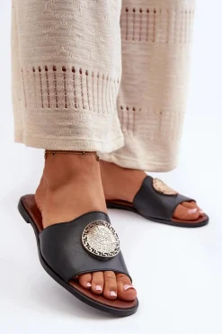 Zazoo 2938 Skórzane Klapki Na Płaskim Obcasie Z Ozdobą Czarne