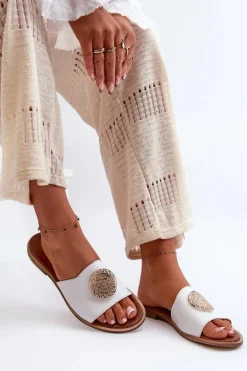 Zazoo 2938 Skórzane Klapki Na Płaskim Obcasie Z Ozdobą Białe