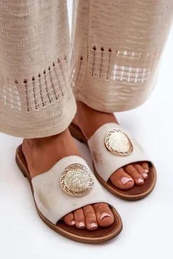 Zazoo 2938 Skórzane Klapki Na Płaskim Obcasie Z Ozdobą Złote Przecierane